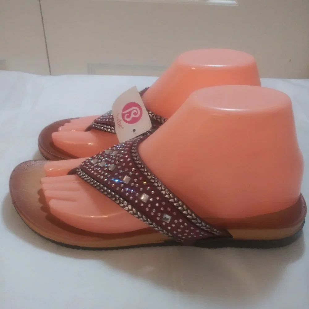 Stylish Women's Sandals with Rhinestone Accents - Picture 4 of 7